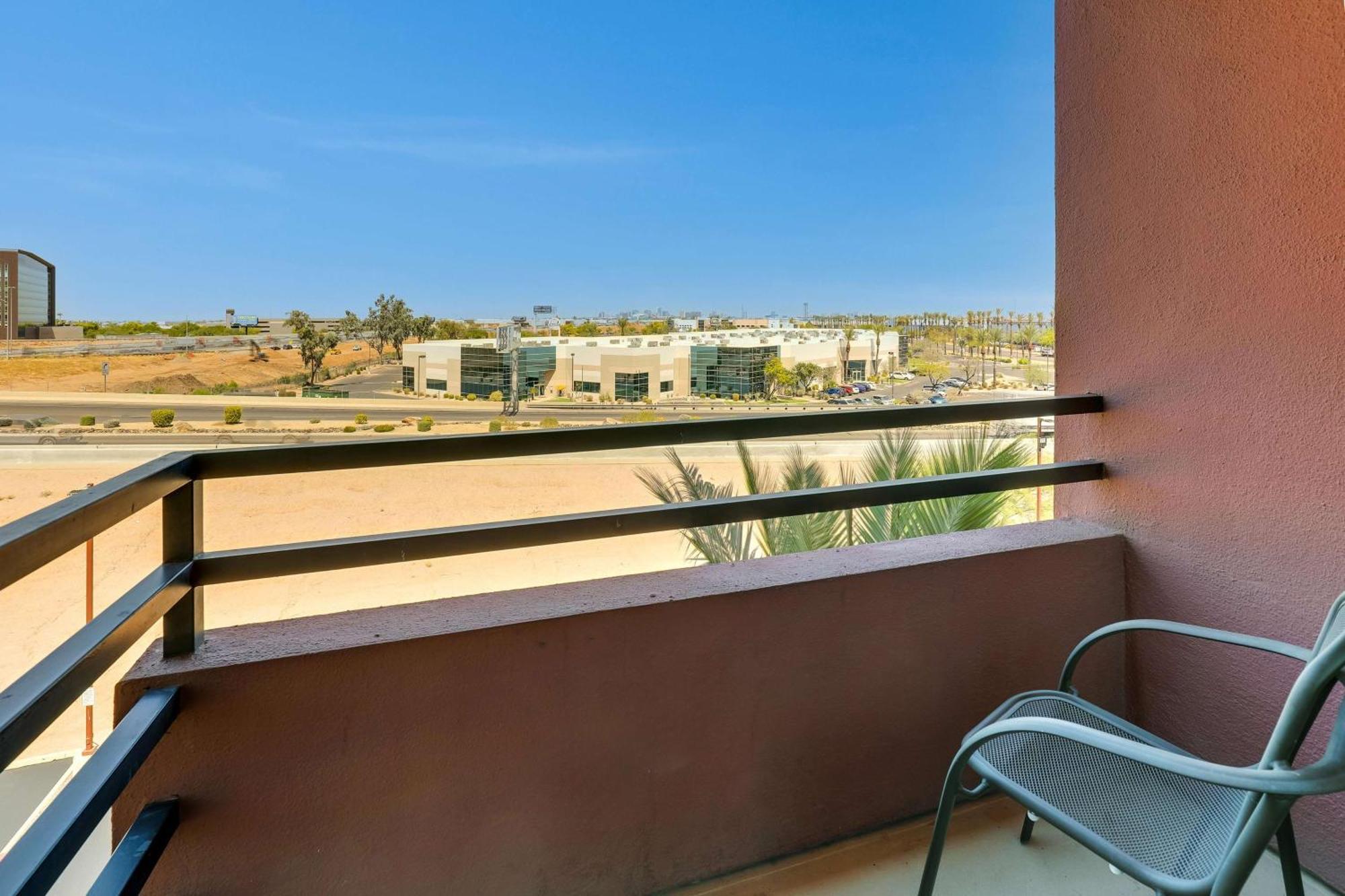 Drury Inn & Suites Phoenix Airport Dış mekan fotoğraf