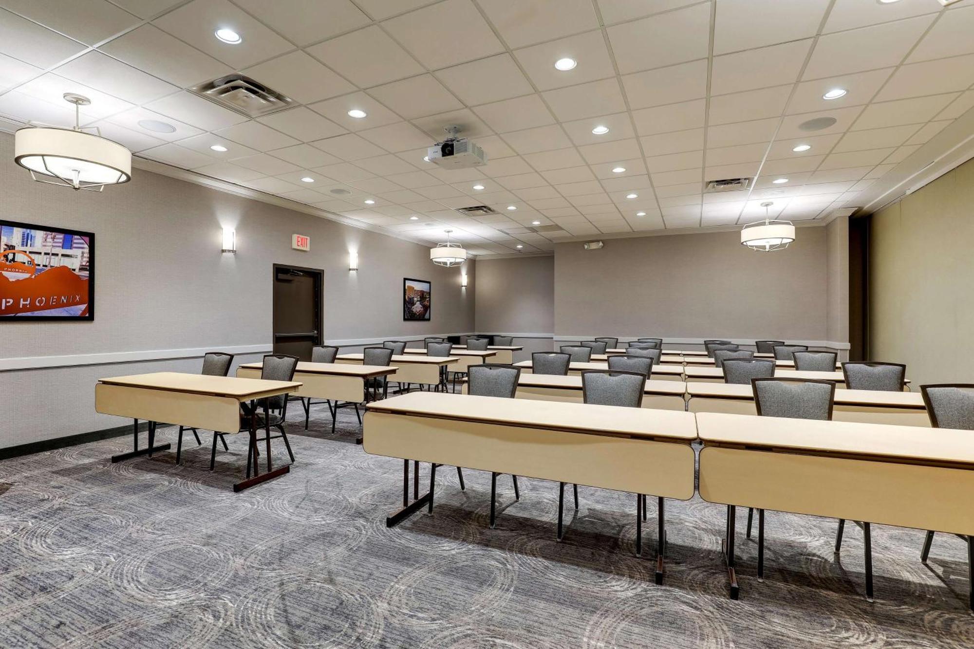 Drury Inn & Suites Phoenix Airport Dış mekan fotoğraf