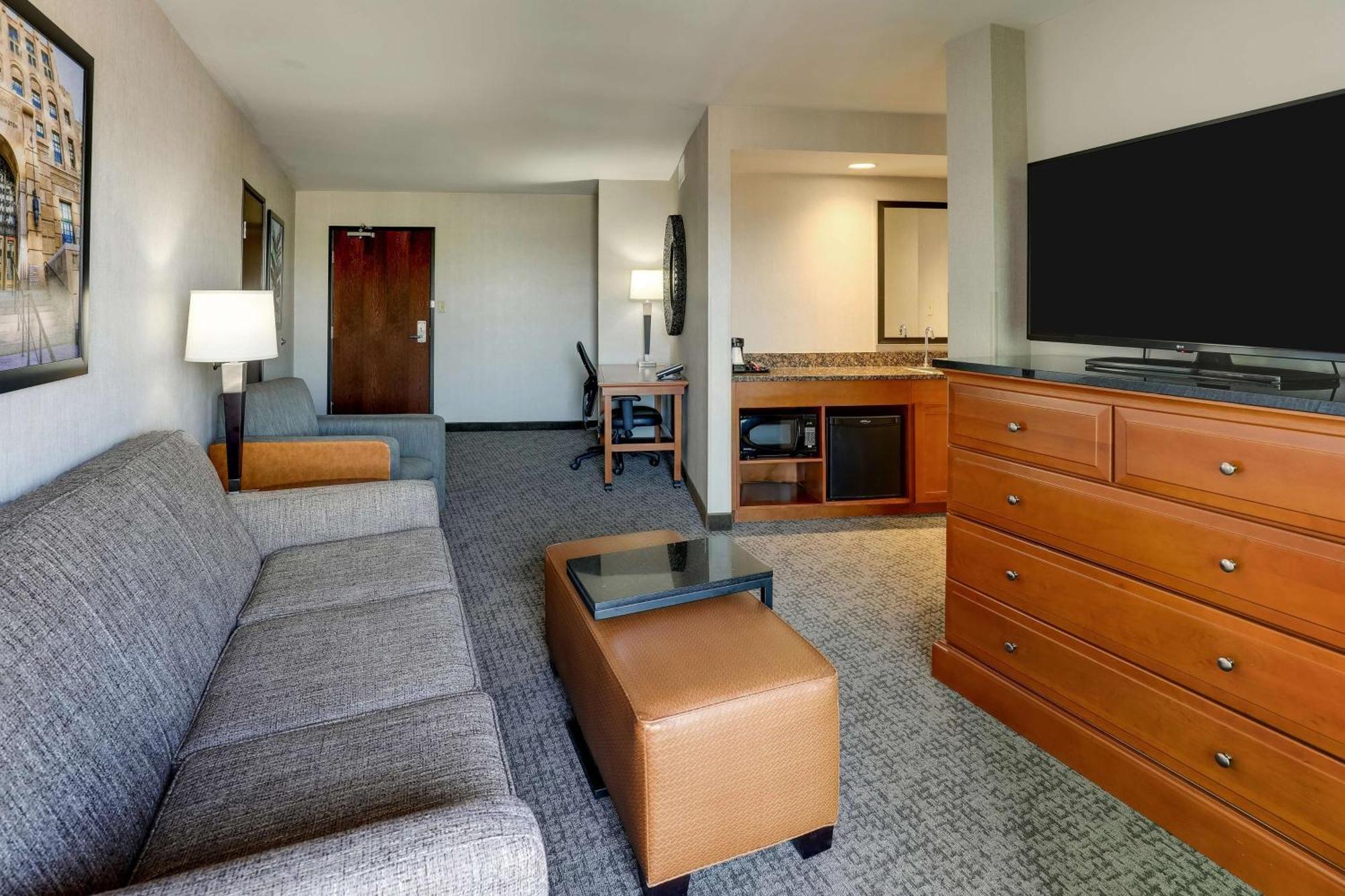 Drury Inn & Suites Phoenix Airport Dış mekan fotoğraf
