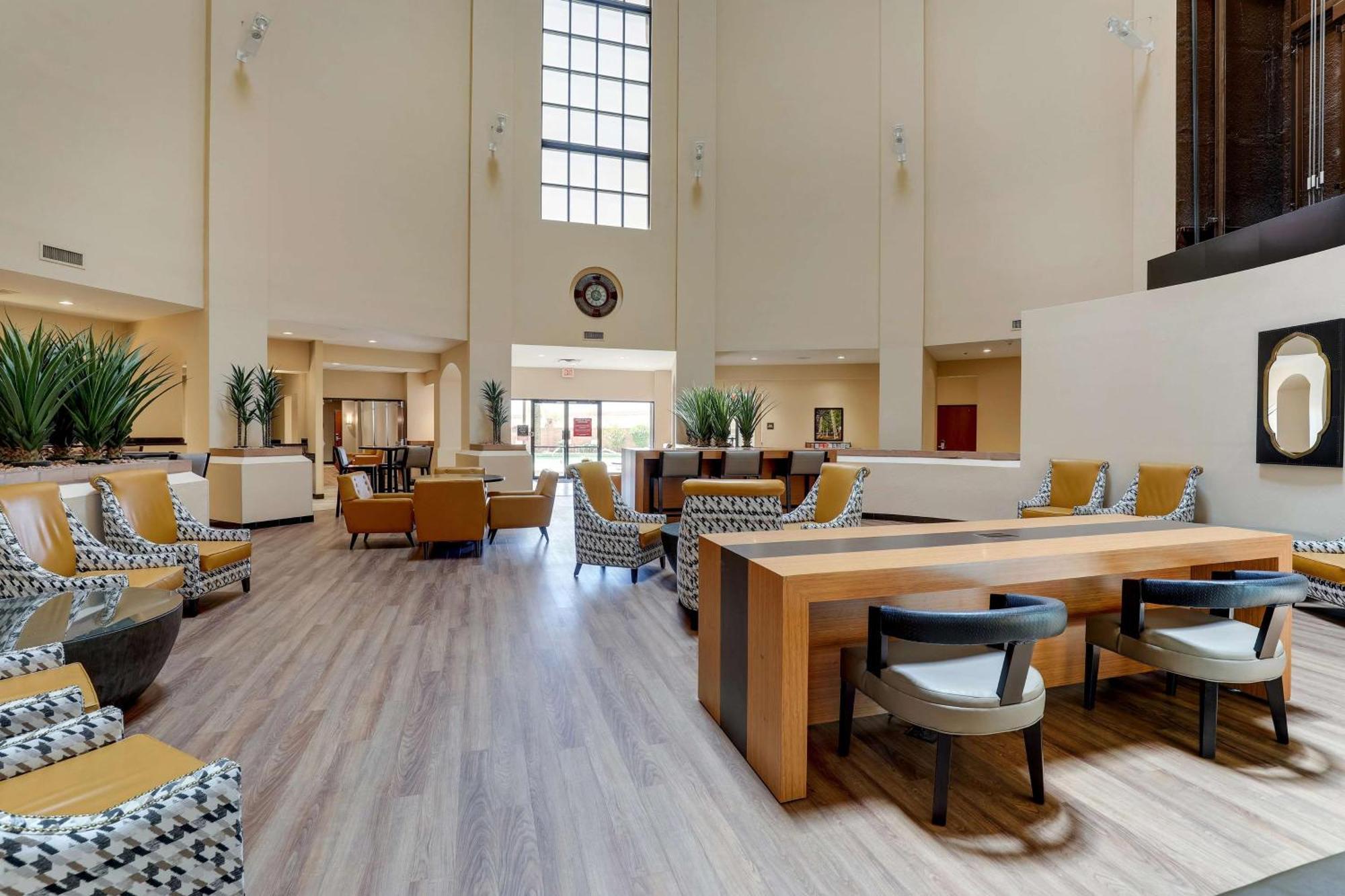 Drury Inn & Suites Phoenix Airport Dış mekan fotoğraf